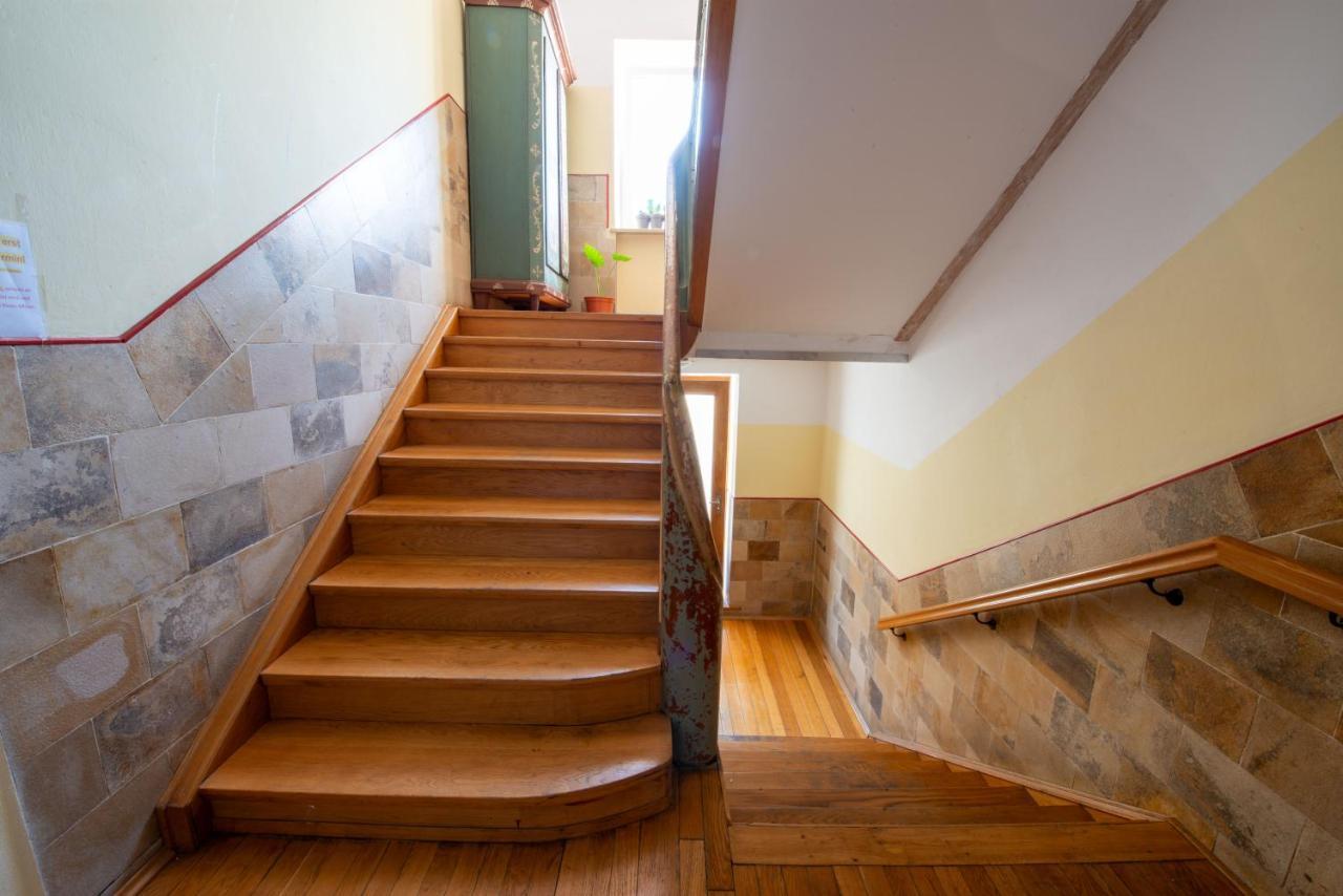 Bessa Homes 6 Personen 2 Schlafzimmer, 3 King Size, Betten, Balkon, Kueche Haag in Oberbayern Exteriör bild