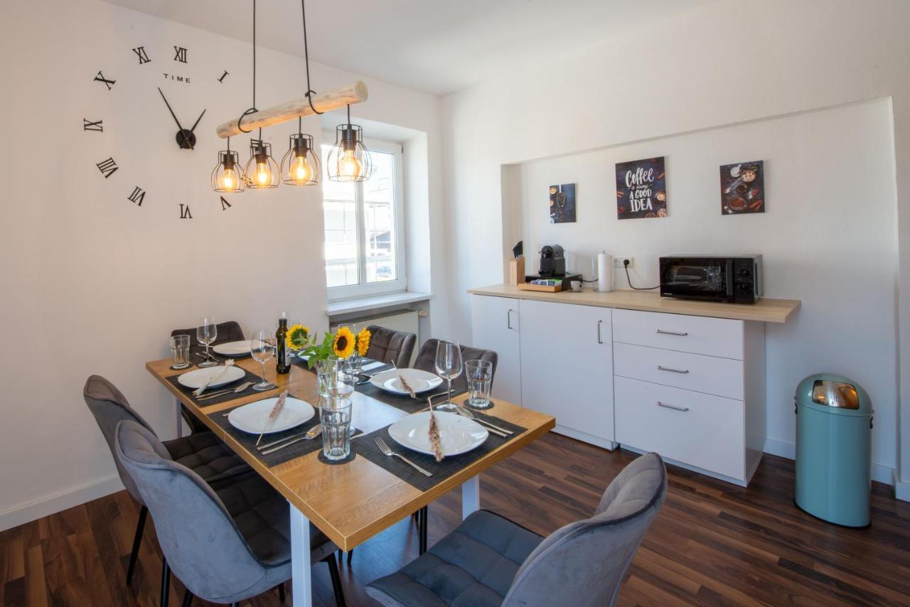 Bessa Homes 6 Personen 2 Schlafzimmer, 3 King Size, Betten, Balkon, Kueche Haag in Oberbayern Exteriör bild