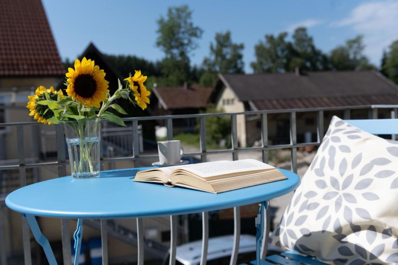 Bessa Homes 6 Personen 2 Schlafzimmer, 3 King Size, Betten, Balkon, Kueche Haag in Oberbayern Exteriör bild
